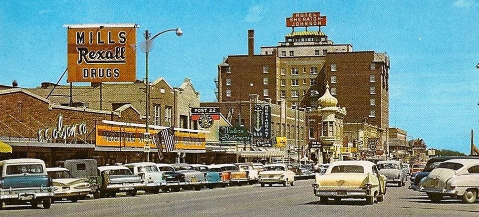 “Intergrupos Y Oficina Centrales” (Spanish Meeting) – Various Speakers at 10th International AA Convention 7/4/1995 San Diego, CA.