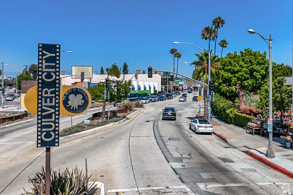 Dr Paul O – Laguna Beach, CA – Marina Center – Culver City, CA – 03-14-1999